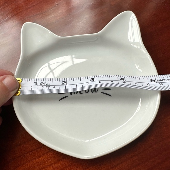 Fringe Studio Cat Shaped Plate/Trinket Holder - Picture 3 of 7